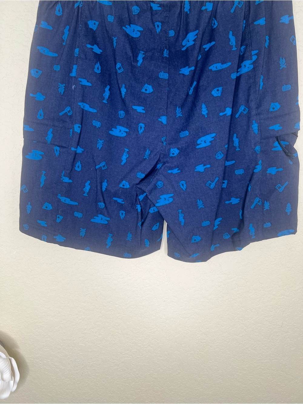 The North Face Class V Belted Shorts FlashDry Camp Print Blue NWT Size Small - Picture 12 of 13